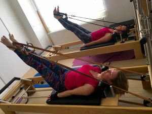 Pilates op Reformer: short spine massage 